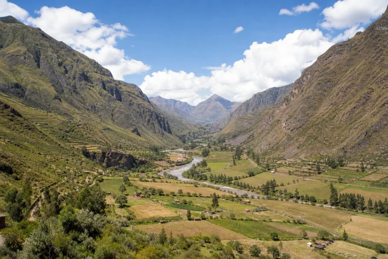 Mountain landscape of Peru’s Sacred Valley under natural daylight