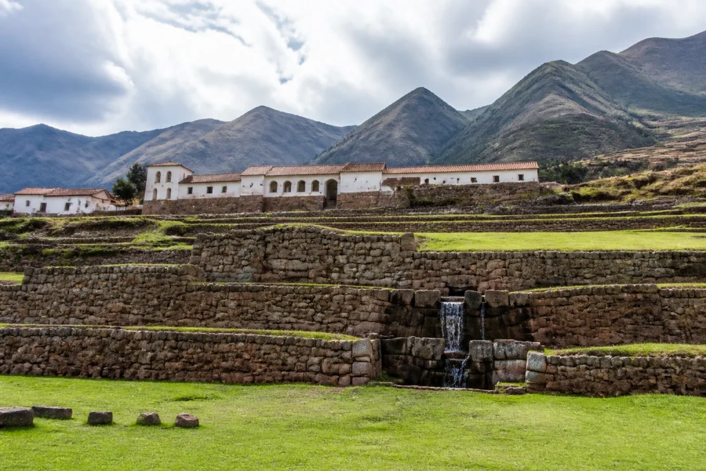 Chinchero Archaeological Park and its Andean setting